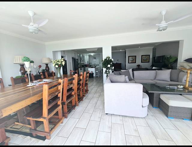 3 BEDROOM APARTMENT TO LET IN BALLITO CENTRAL